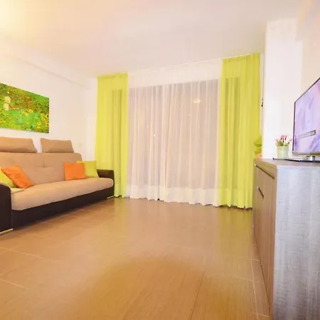 Parque Royal 1 Apartment